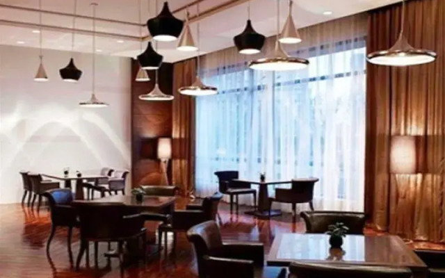 The Lakeview Tianjin -- Marriott Executive Apartments