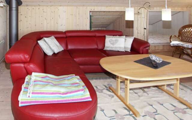 Pleasant Holiday Home in Hemmet With Whirlpool
