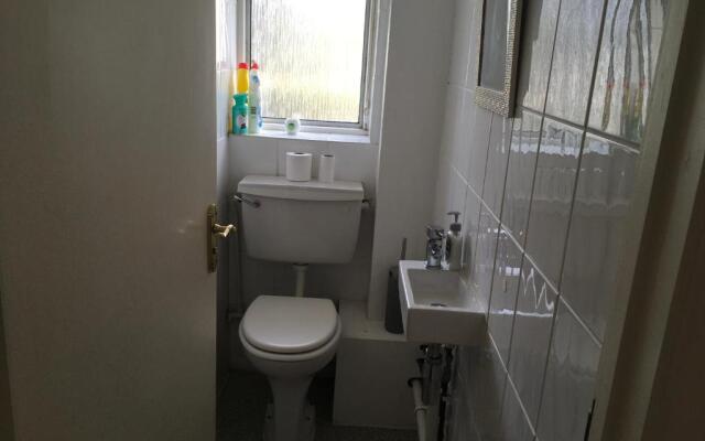 Farnborough Apartment