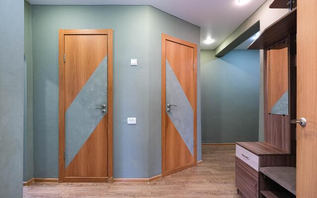 В гости на улице Челюскинцев 14/1