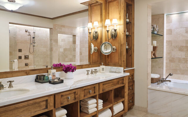 Residences at the Little Nell