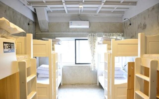 Dandong Bless House International Youth Hostel