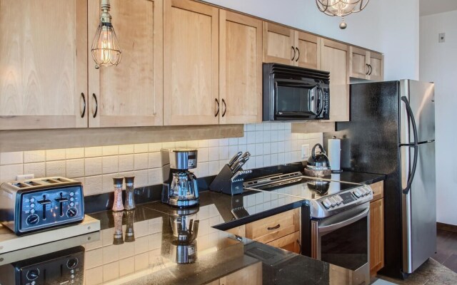 The Crescent by Okanagan Premier