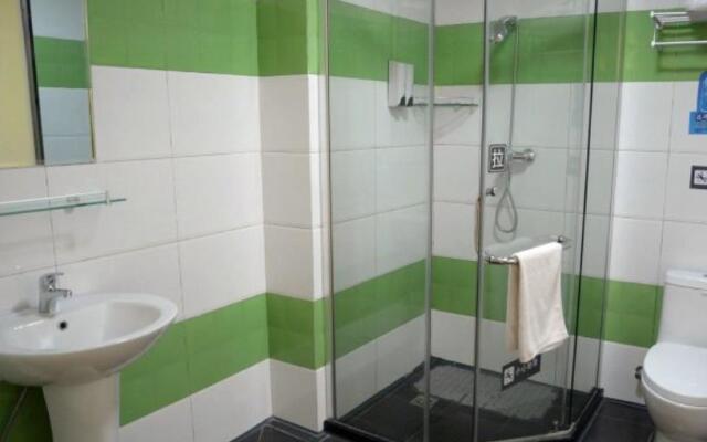 7 Days Inn (Jinan Changqing Jingshi West Road)