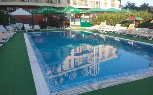 Anixy Apart Hotel