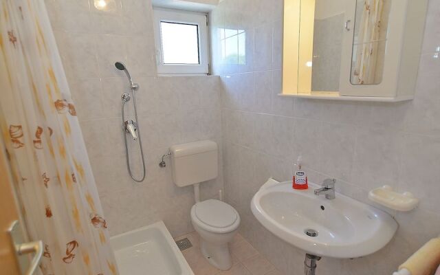 Apartments Emil 596