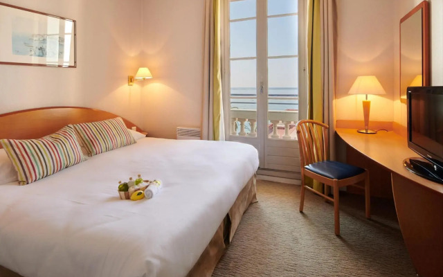 Hôtel Vacances Bleues Le Balmoral