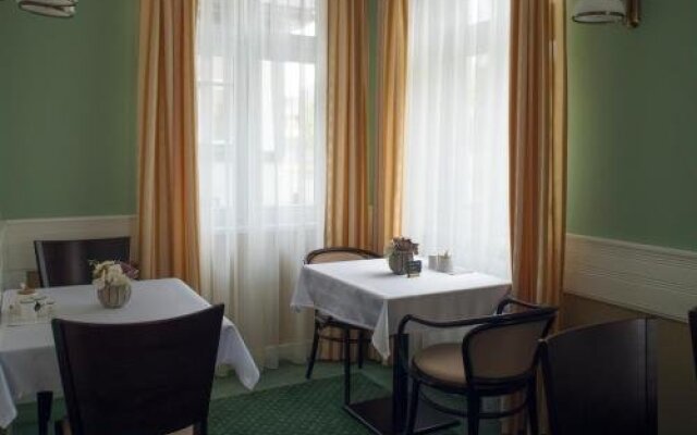 Hotel Zelená Marina