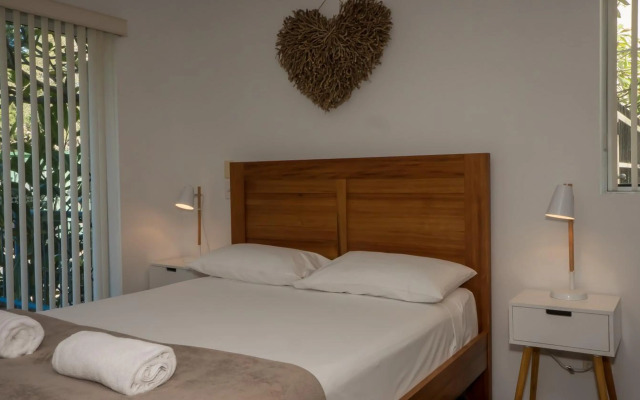 Sanctuary Lake Apartments