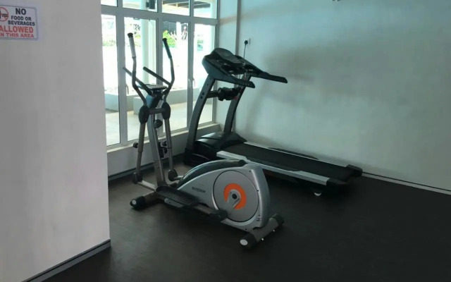 Sandakan Spacious and Comfortable Pool View Condo