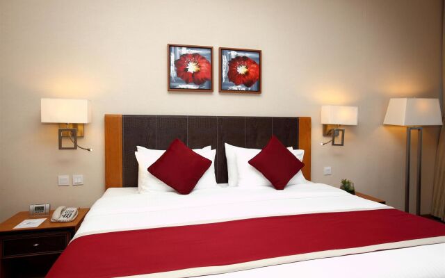 Golden Tulip Hotel