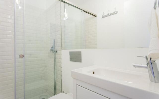 Principe Real Beautiful 3 Bedroom Flat