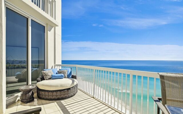 Silver Beach 1702e 3 Bedroom Condo by RedAwning