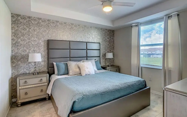 205 Luxury Condo Storey Lake Disney