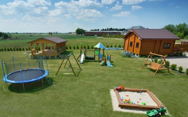 Bungalow in Mielenko Baltic Coast With Garden
