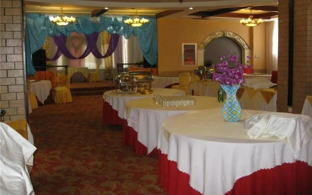 Huazhou Hotel Yunnan