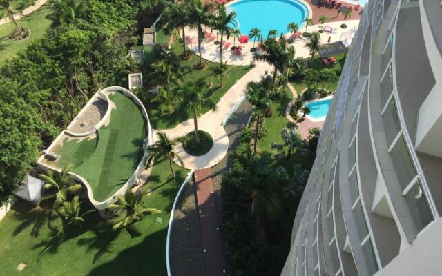 Bay View Grand Marina 1605 Sur