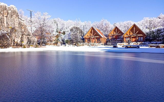 Wood Hills Hotel & Resort