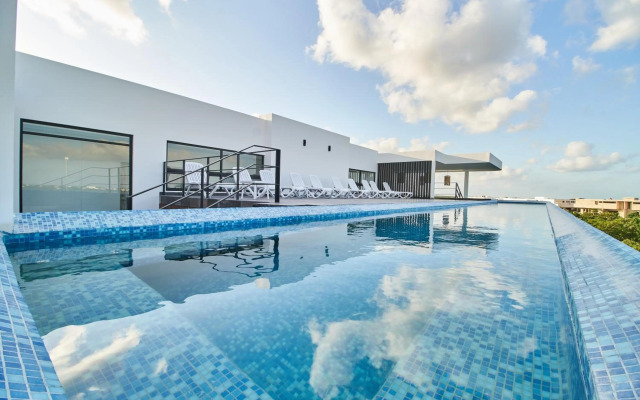 Luxury Penthouse Apt w/Rooftop pool in Aldea Zama