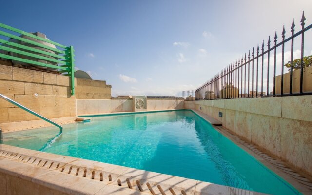 Gozitan Farmhouse with Pool - PP 3