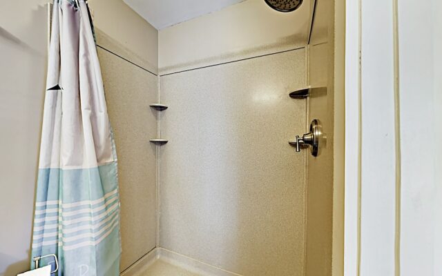 56 Stepping Stone - 5 Br Home