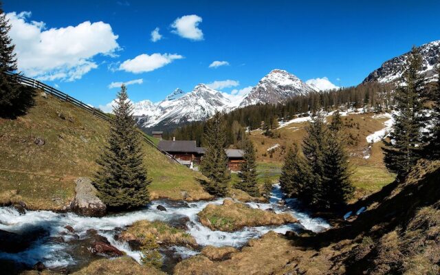 Home Hotel Arosa