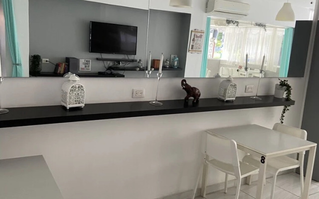 Master Glass Siute