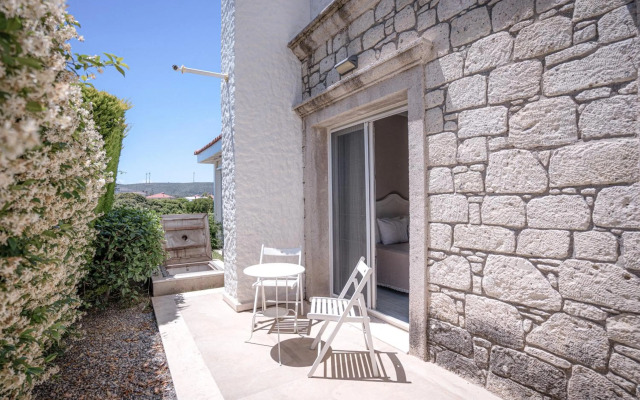 Eritrina Otel