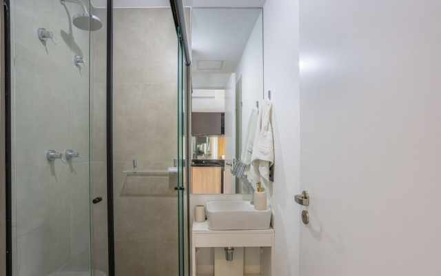 Casa 4Q em Condomínio c\/ Piscina NAT0202