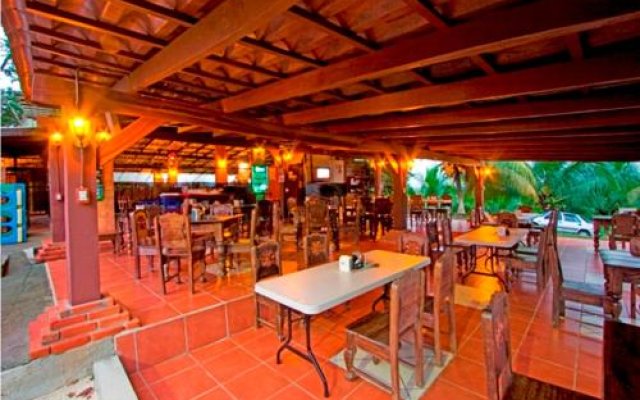 Hotel Bar y Restaurante La Hacienda
