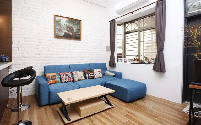 Traveler. Gourmet Hostel