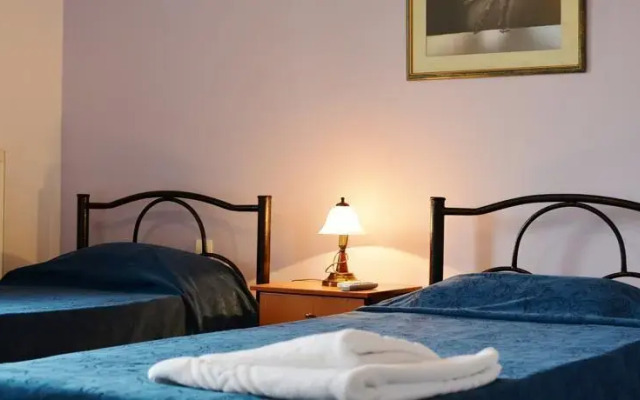 Haris Rooms