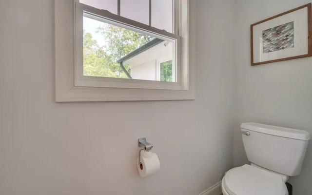 Raleigh Vacation Rental w/ Deck, Garden & Backyard