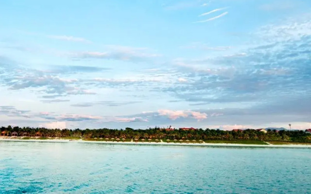 White Sand Doclet Resort And Spa