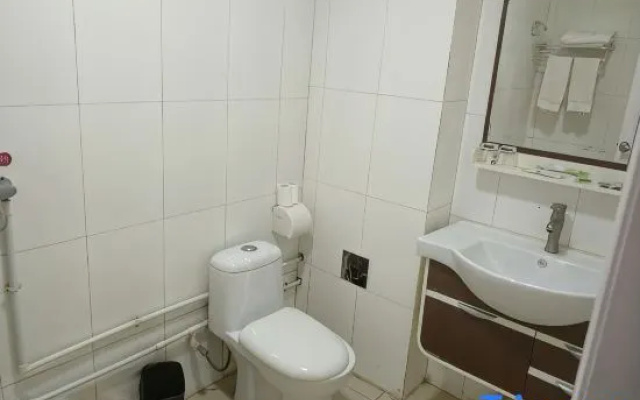 Xianfu Hostel