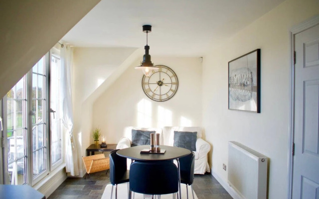 Luxury Penthouse Apartment, Edinburgh, Sleeps 4