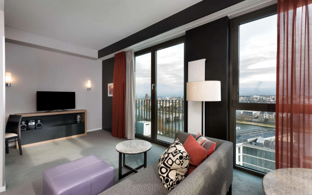 Adina Apartment Hotel Frankfurt Neue Oper