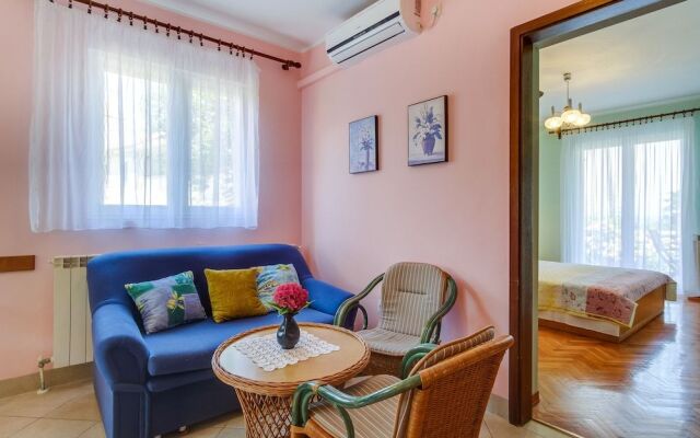 Apartment Bugenvilia
