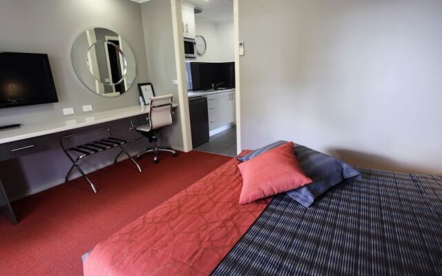 Cattlemans Country Motor Inn & Serviced Apartments