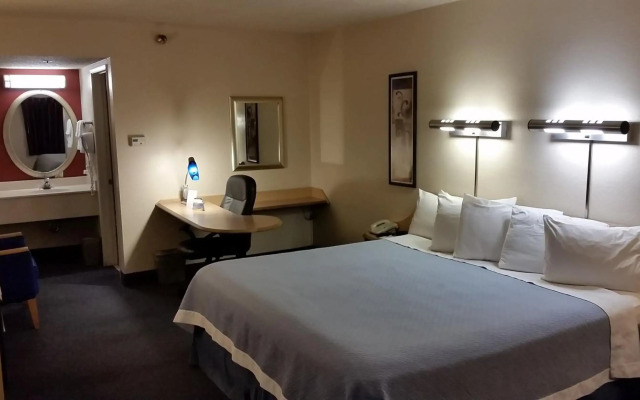 Capri Laguna on the Beach