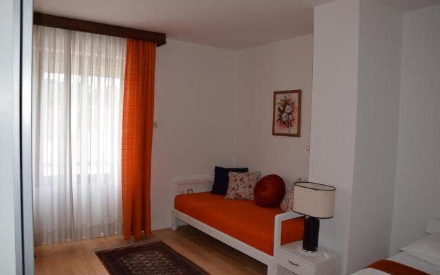 Apartments Crobeg