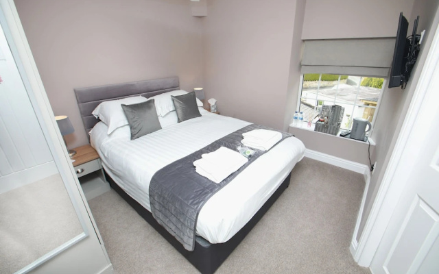 OYO Glyn Valley Hotel
