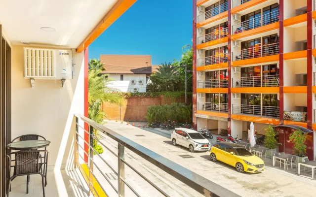 One bedroom Condo in Naiharn P209