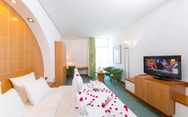 Oryx Grand Jebel Hafeet Hotel