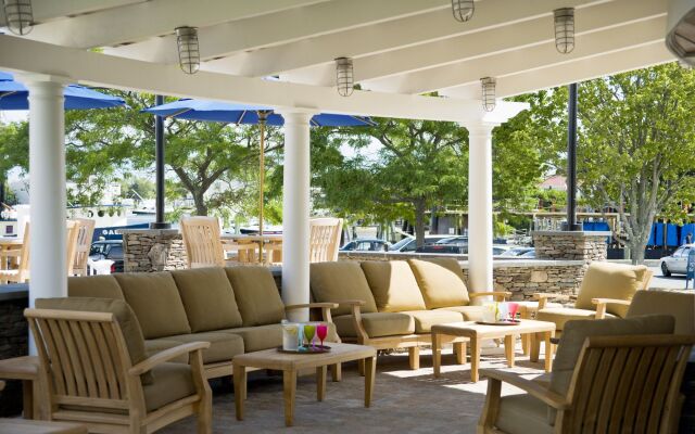 Hyannis Harbor Hotel