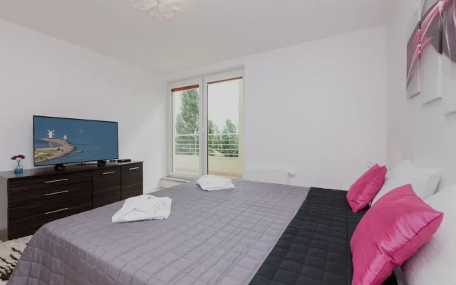 Riverside Apartments by Renters