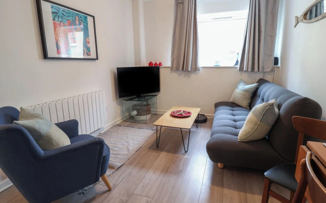10 Bay View Court
