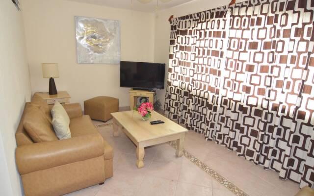 3 BR Apartment 2 BathR Rinconada Del Sol