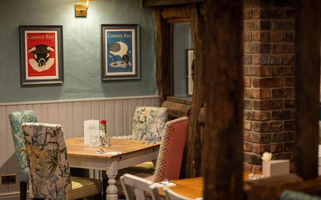 Berkshire Arms Hotel