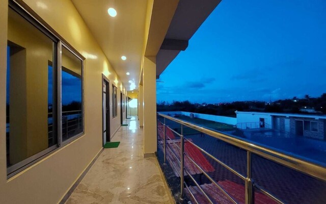 Sea Wave Beach Resort